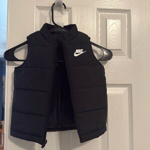 Nike toddler puffer vest 3t